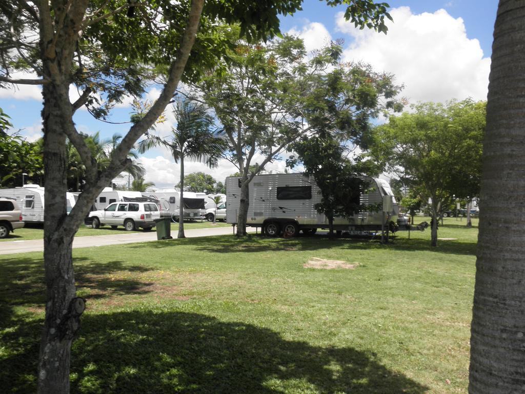 מלון מקיי The Park מראה חיצוני תמונה